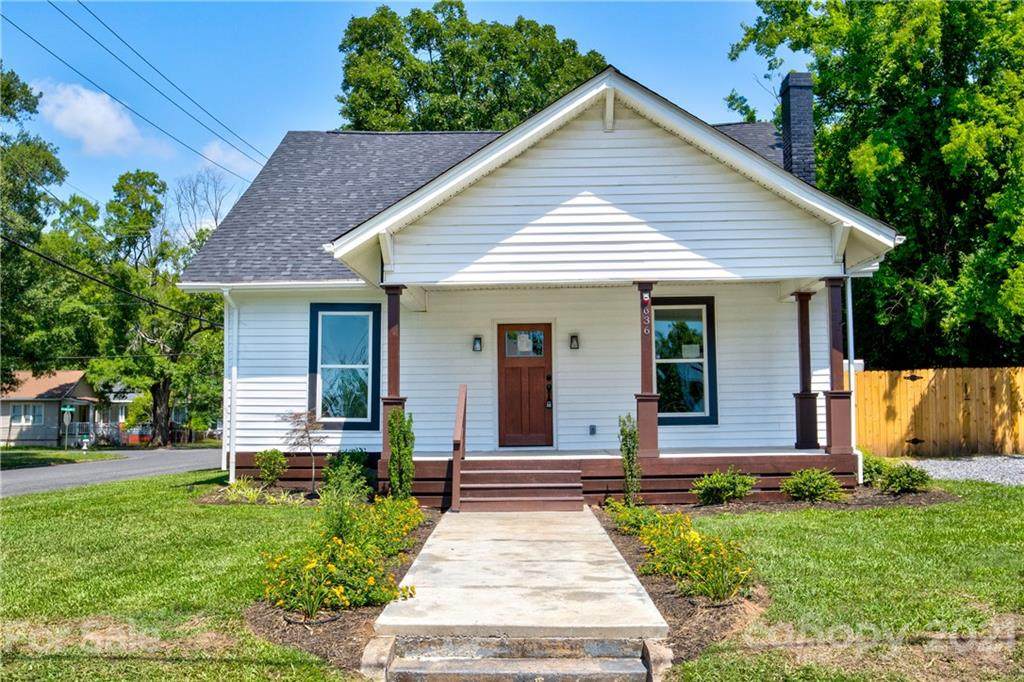 636 Center Street - Photo 1