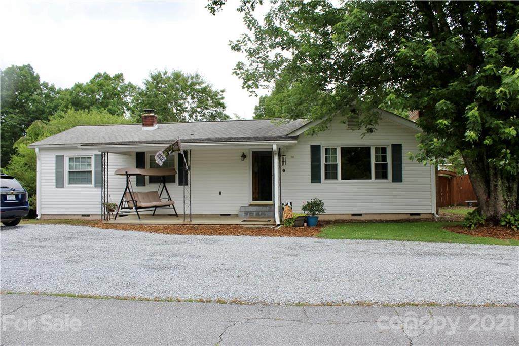 96 East View Drive - Photo 1