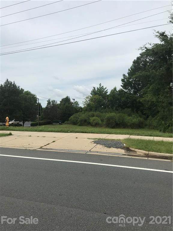 8011 Tryon Street - Photo 1