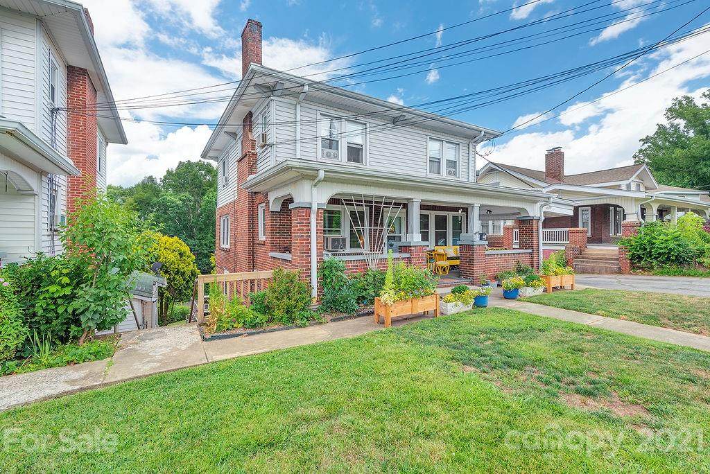 247 Riverview Drive - Photo 1