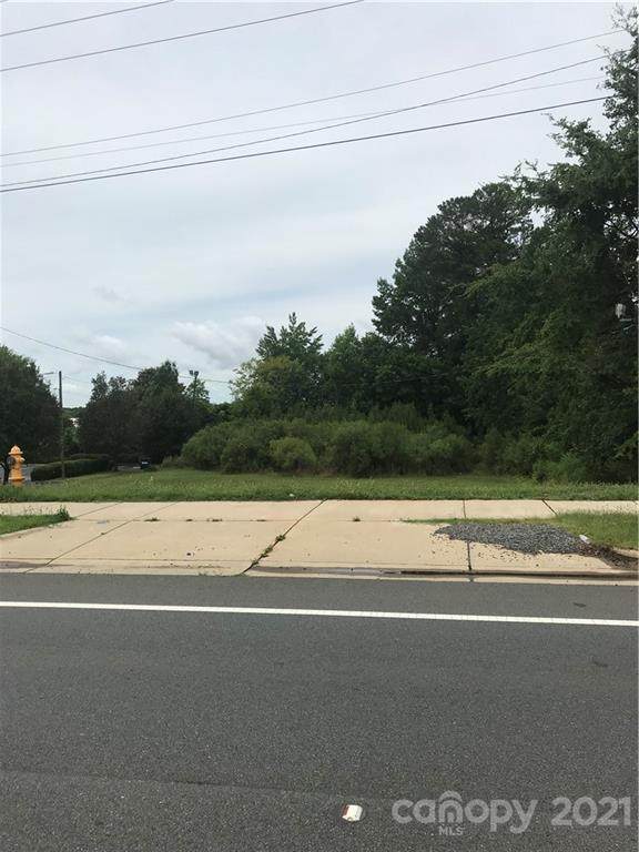 8011 Tryon Street - Photo 1