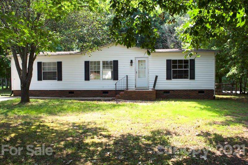 104 Crystal Bay Drive - Photo 1