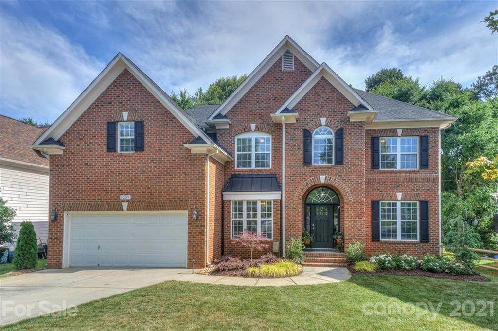 10219 Squires Way - Photo 1