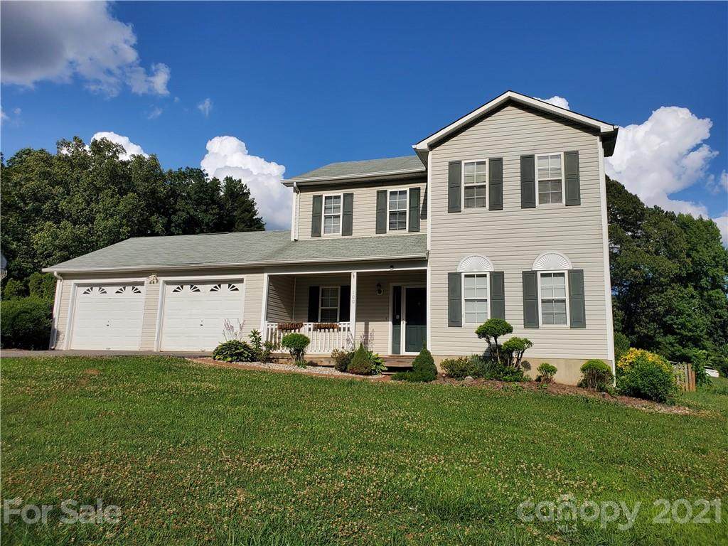 100 Sequoyah Circle - Photo 1