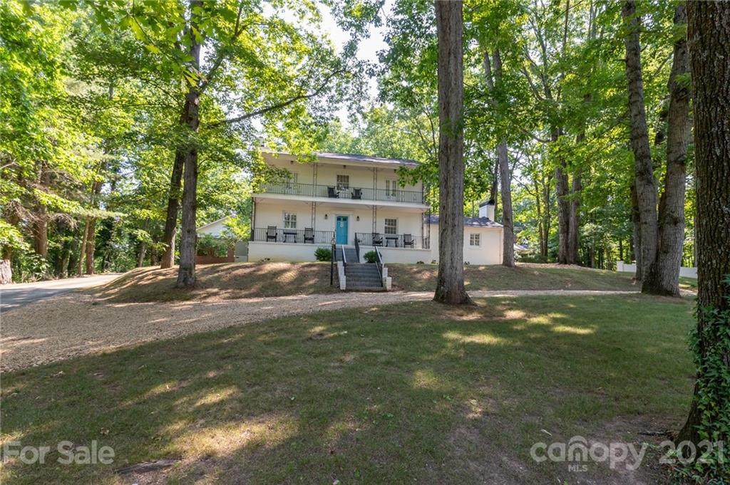 406 Edgemont Drive - Photo 1