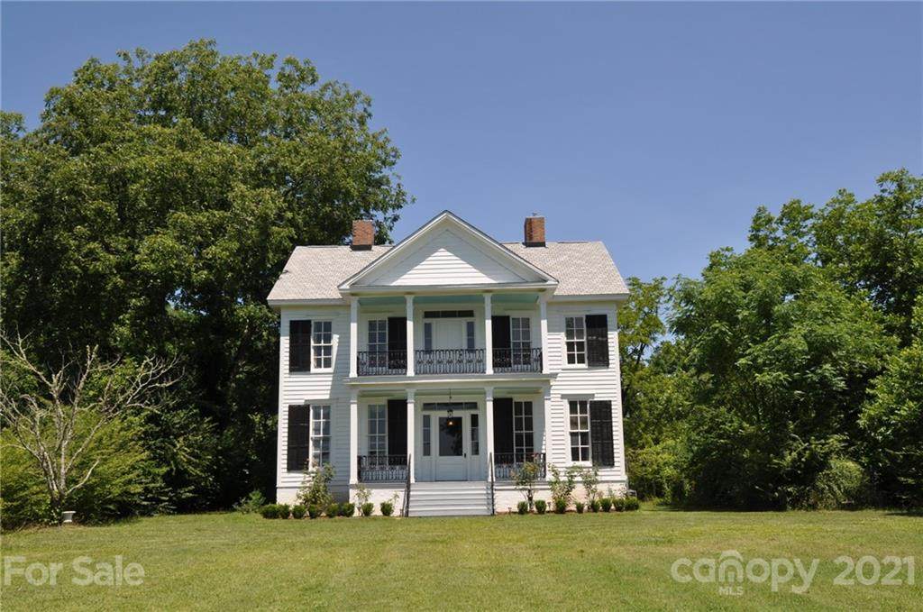 881 Saluda Road - Photo 1