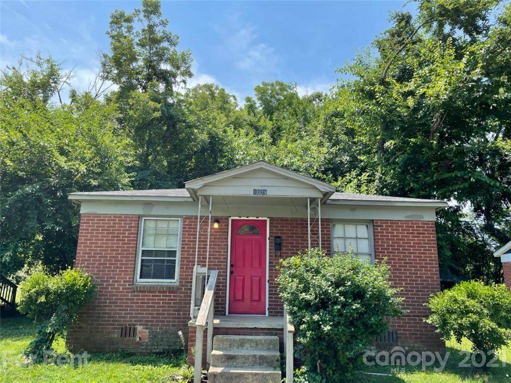 1029 Justice Avenue - Photo 1