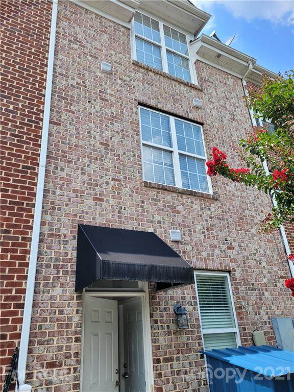 8746 Arbor Creek Drive - Photo 1
