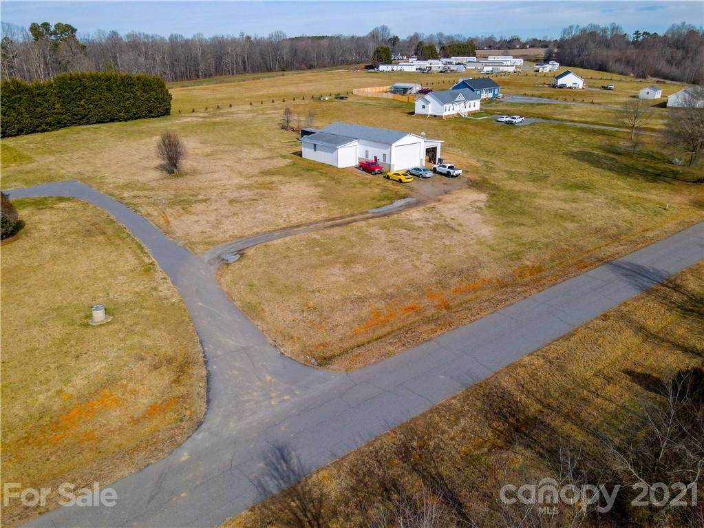 6100 Pointe West Lane - Photo 1
