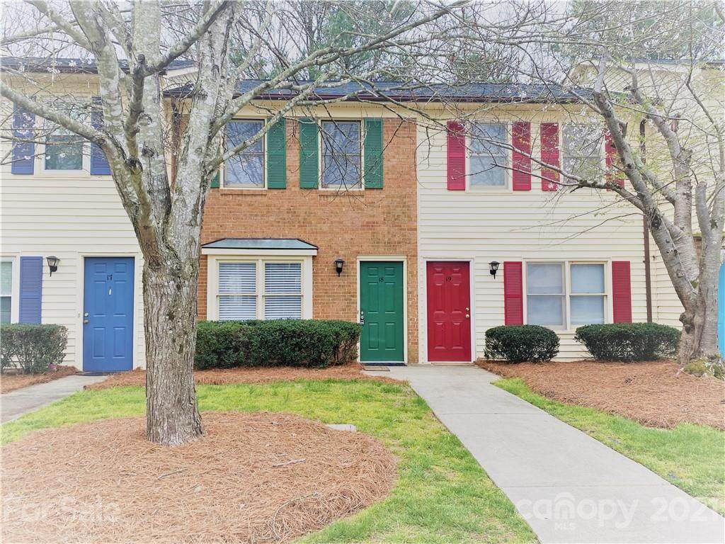 1113 Keswick Place - Photo 1