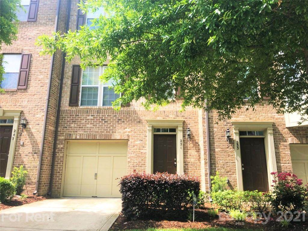 251 Lincoln Street - Photo 1