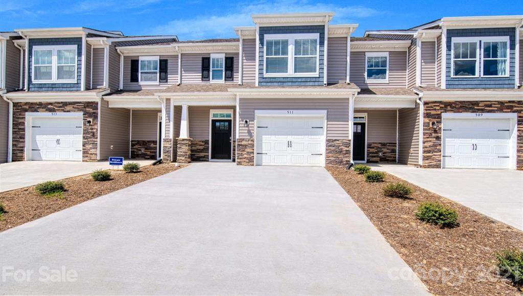 606 Santa Clara Drive - Photo 1