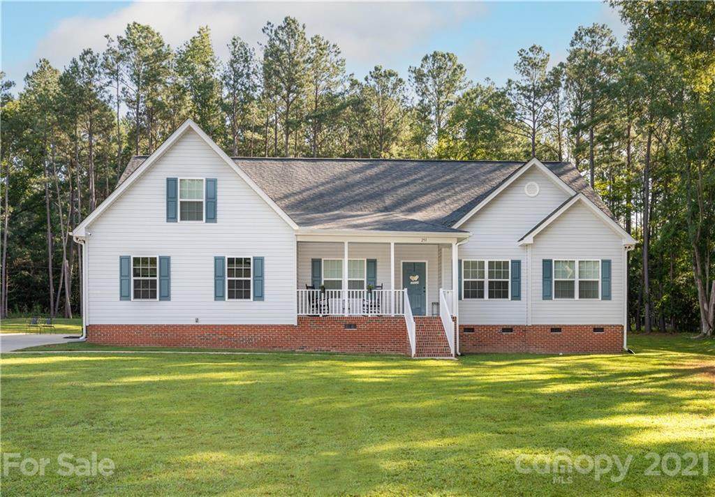 251 Fairway Circle - Photo 1