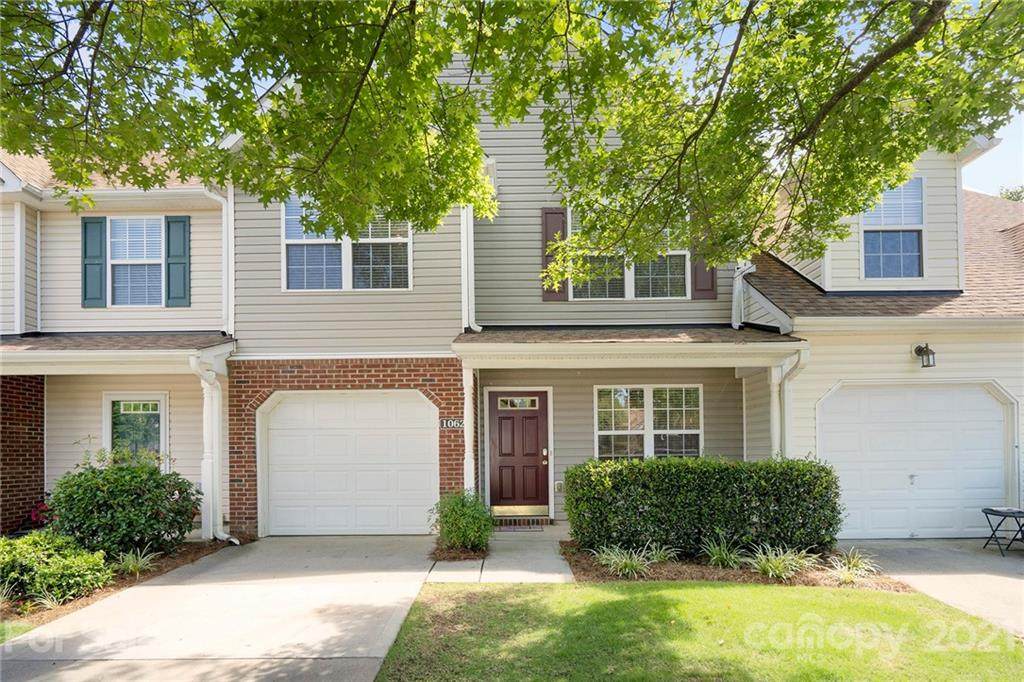 10621 Fuller Ridge Circle - Photo 1