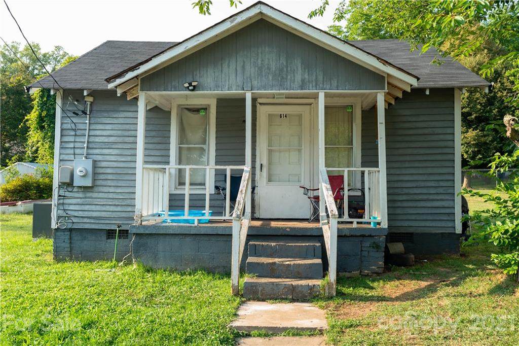 614 Goldsboro Avenue - Photo 1