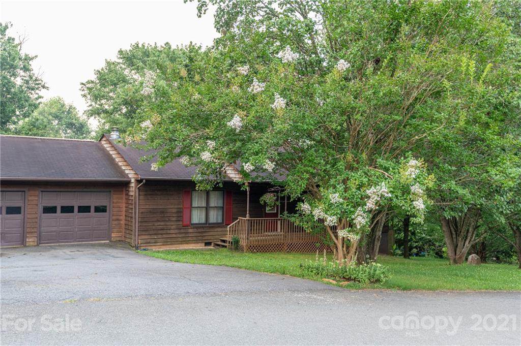 107 Quiet Woods Drive - Photo 1