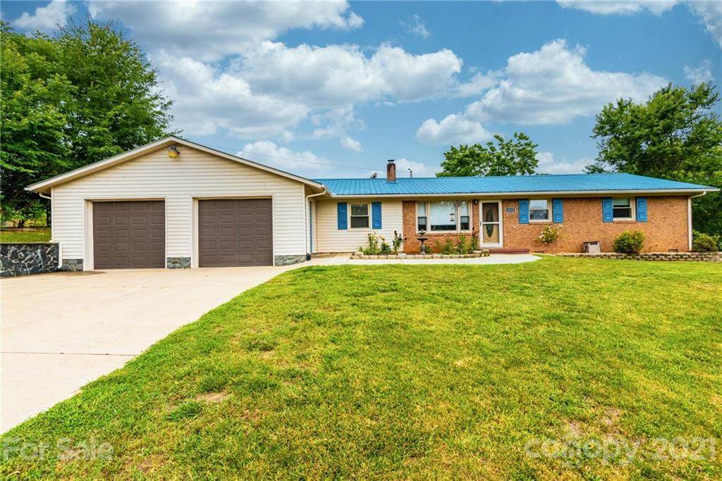 1515 Old Farm Drive - Photo 1