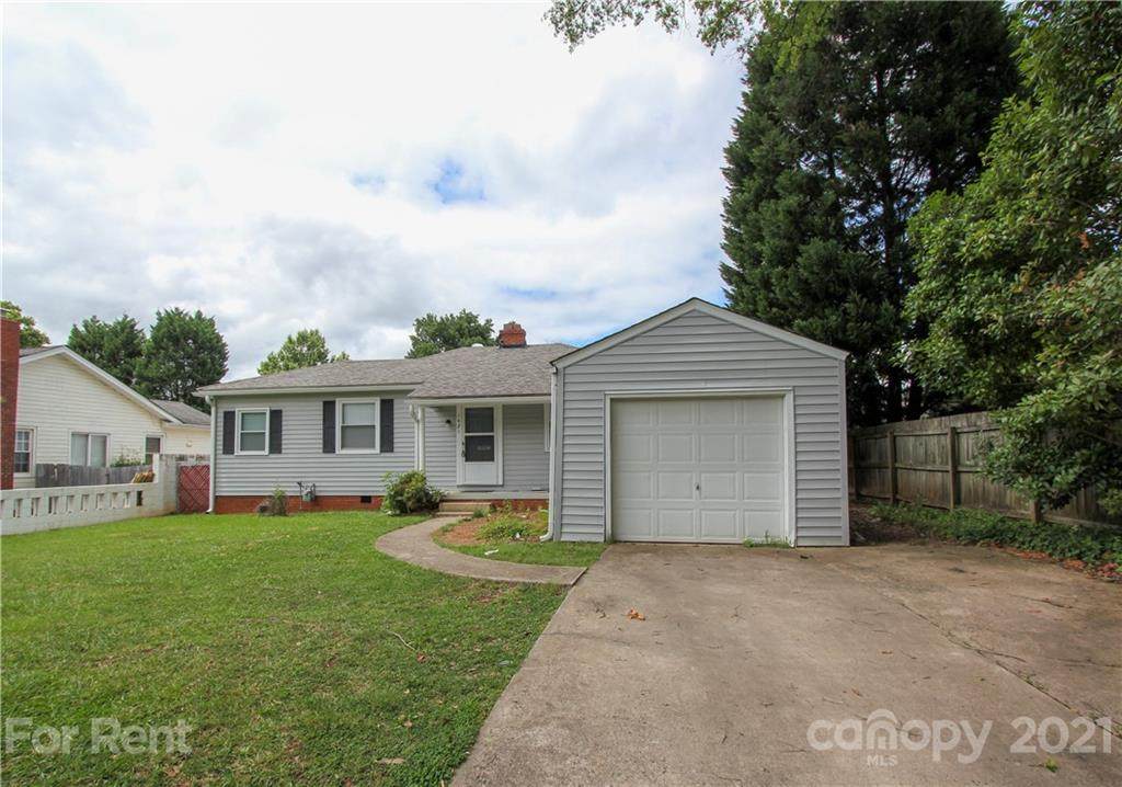 1421 Seneca Place - Photo 1