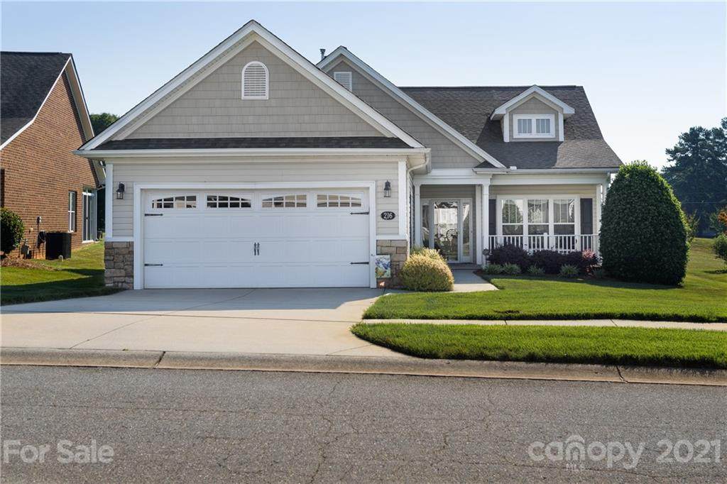 216 Garner Drive - Photo 1