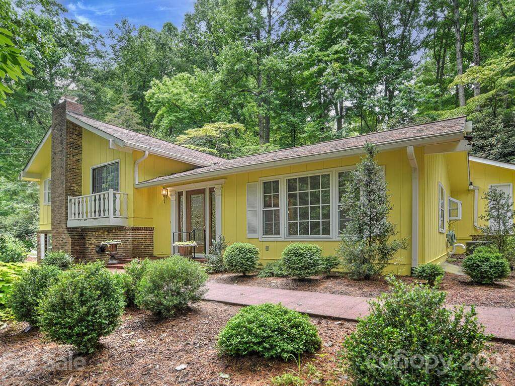 2965 Laurel Park Highway - Photo 1