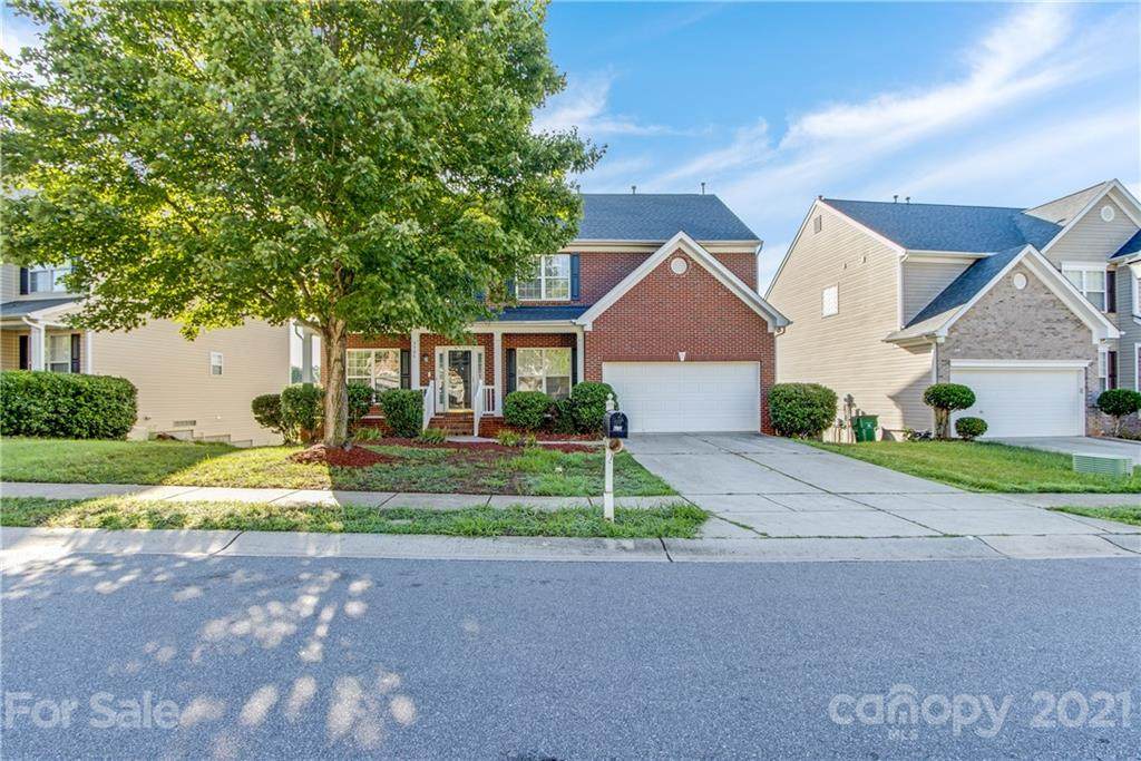9906 Jeanette Circle - Photo 1