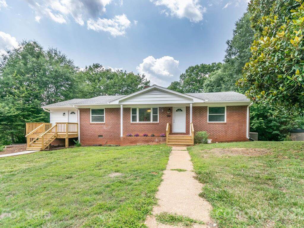 218 Deviney Street - Photo 1