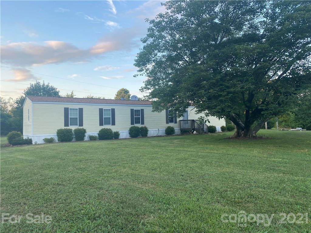 108 Jamestown Drive - Photo 1