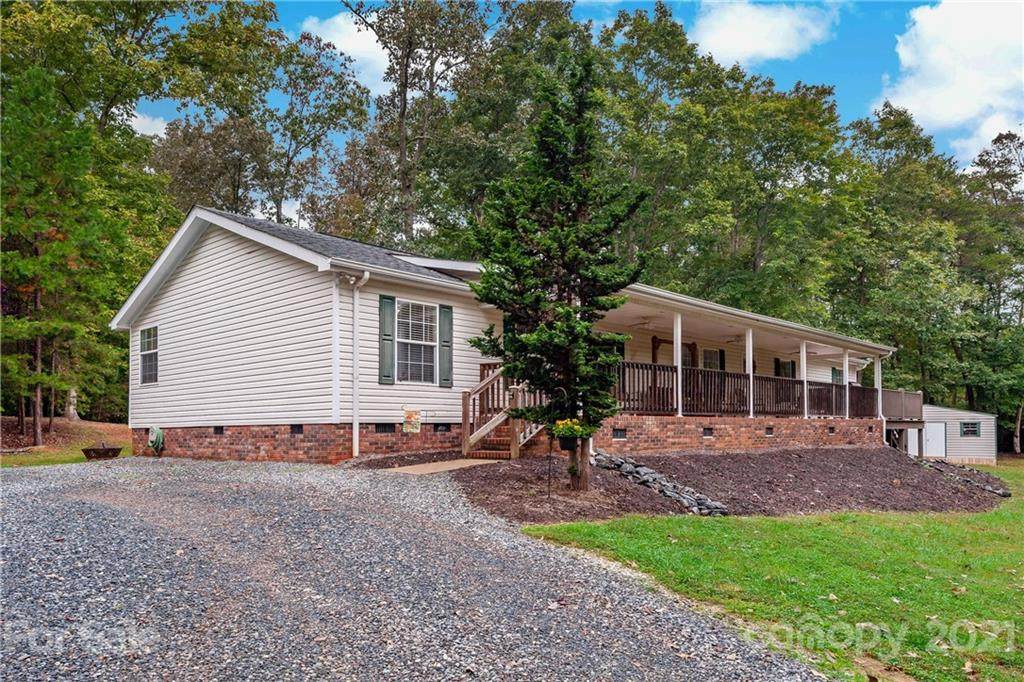 434 Free Path Drive - Photo 1