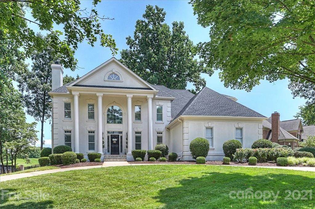 18524 Peninsula Club Drive - Photo 1