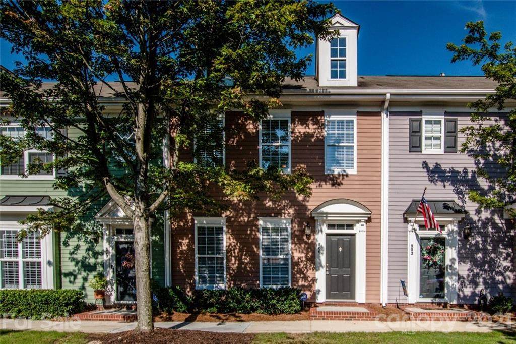 806 Cattaloochee Lane - Photo 1