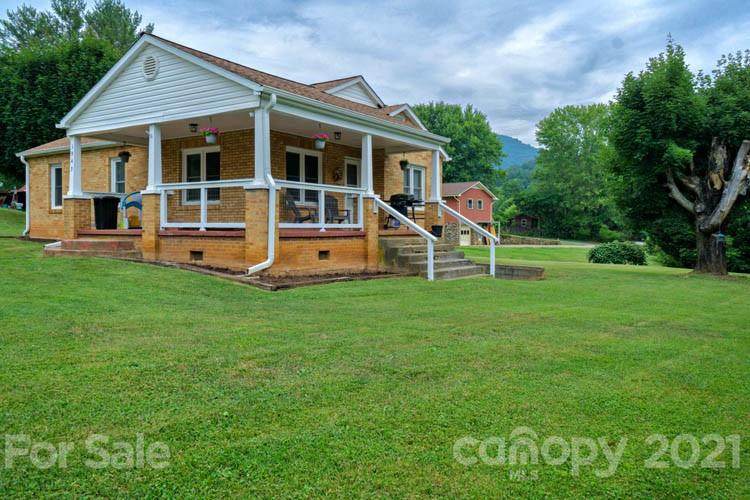 1943 Beaverdam Road - Photo 1