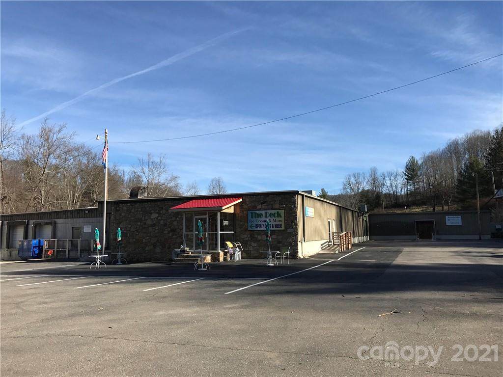 621 Micaville Loop - Photo 1