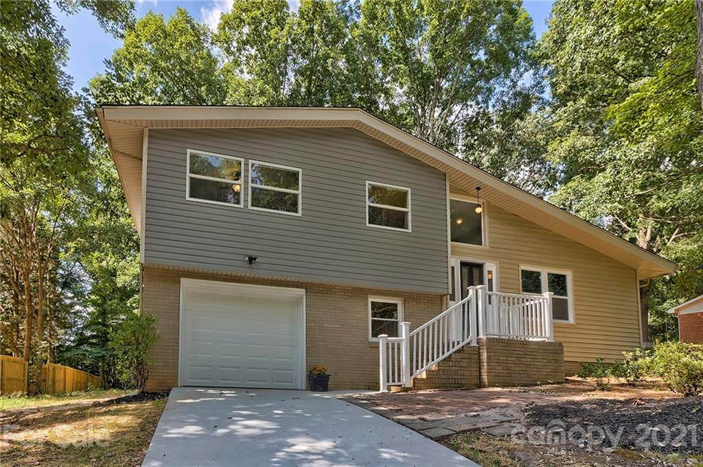 2022 Osborne Street - Photo 1