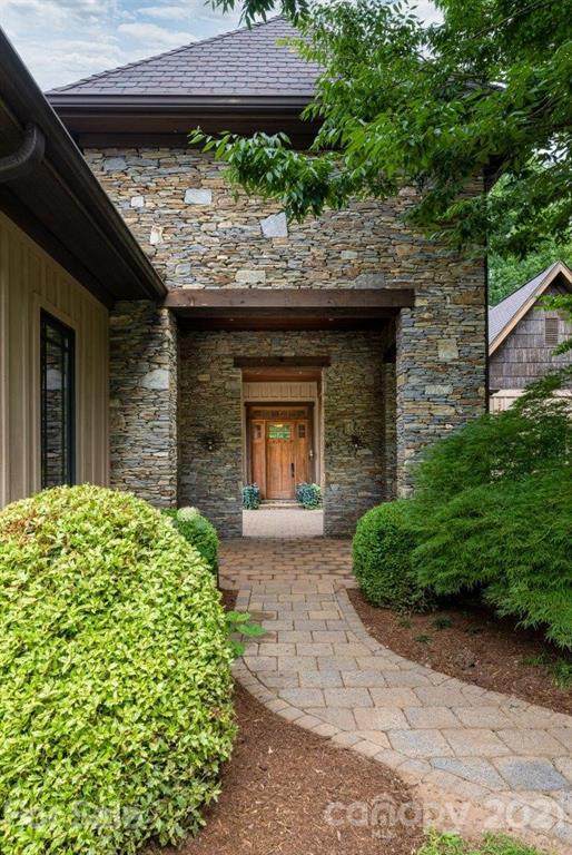 330 Sabre Lily Lane - Photo 1
