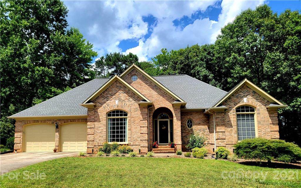 219 Classic Court - Photo 1