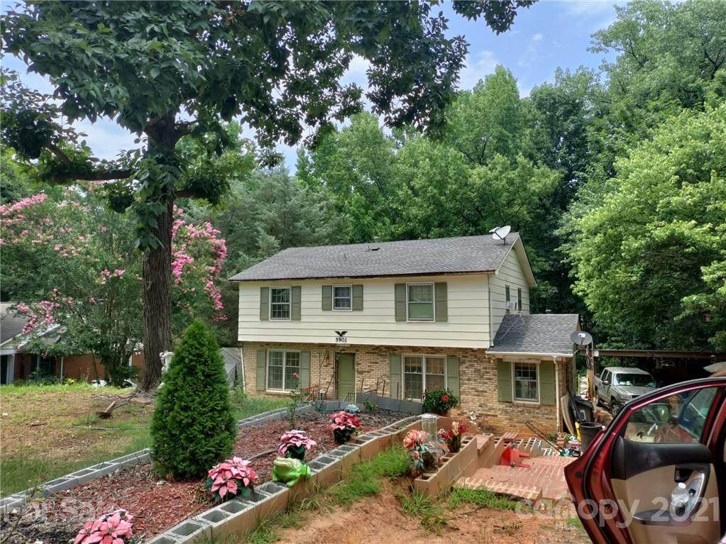 5901 Cherrycrest Lane - Photo 1