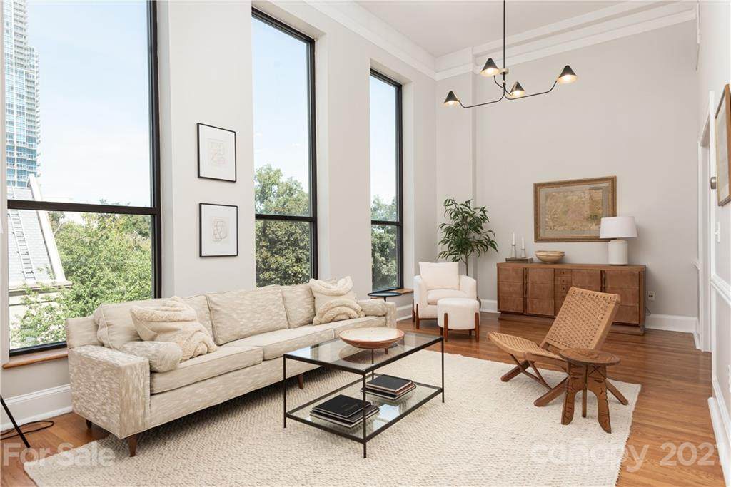 127 Tryon Street - Photo 1