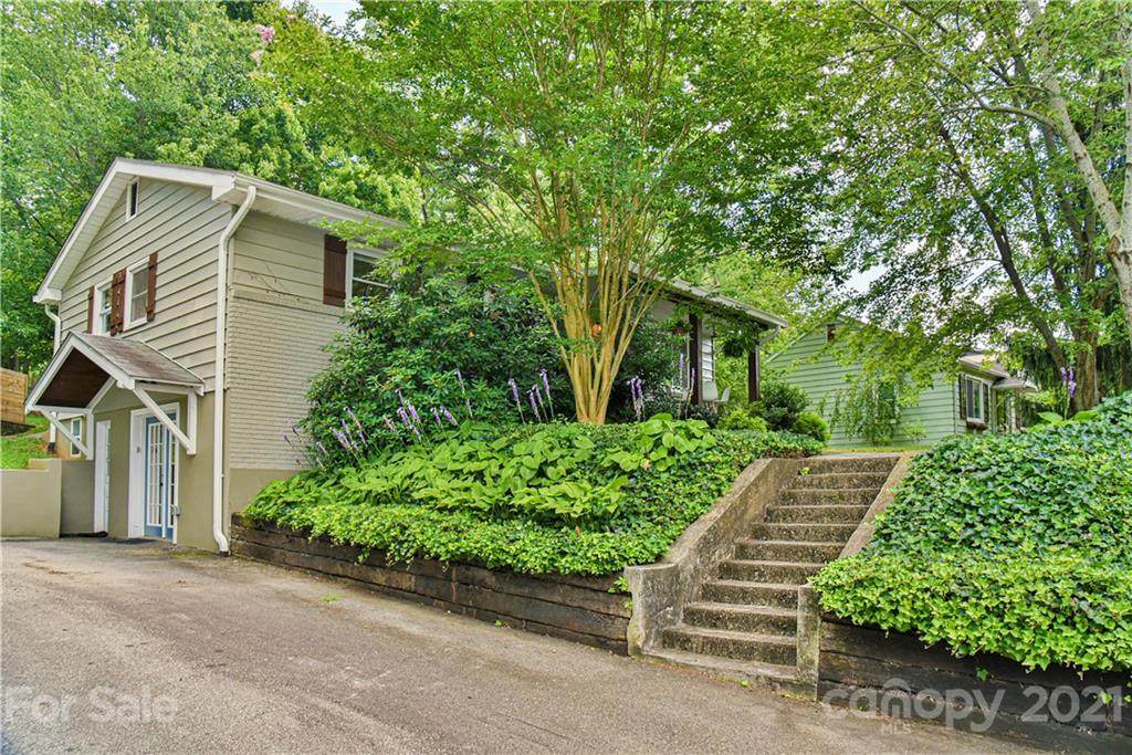 46 Garden Circle - Photo 1