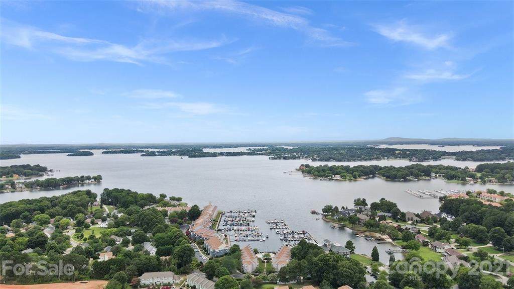 18789 Vineyard Point Lane - Photo 1