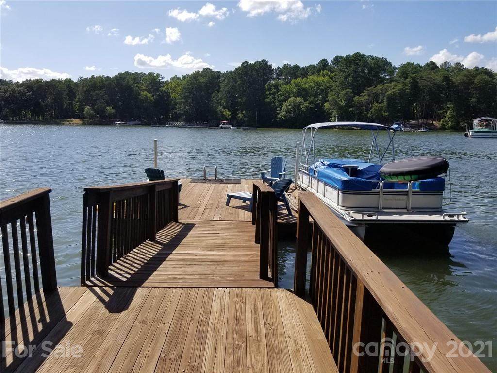 562 Pearl Bay Drive - Photo 1