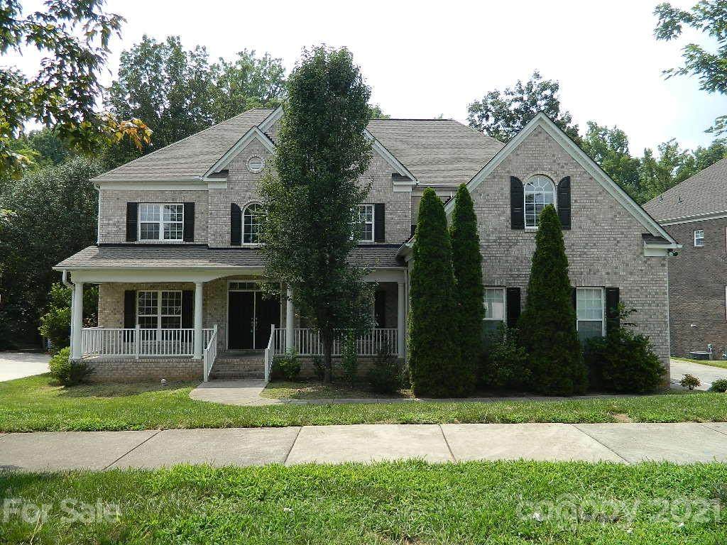 703 Georgetown Drive - Photo 1