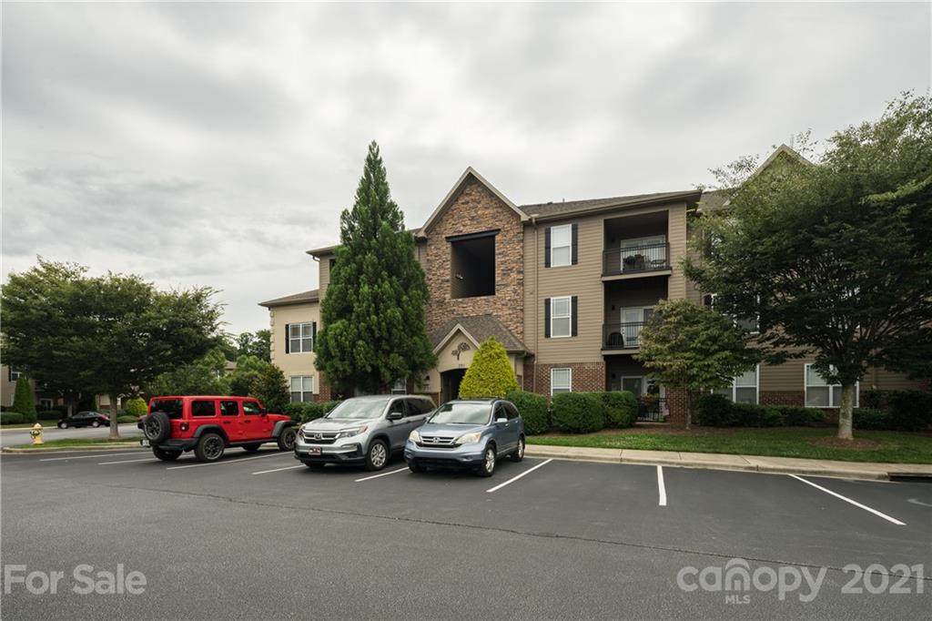 291 Brickton Village Circle - Photo 1