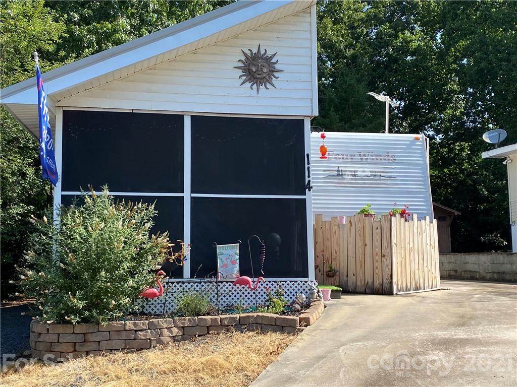 114 Finch Circle - Photo 1