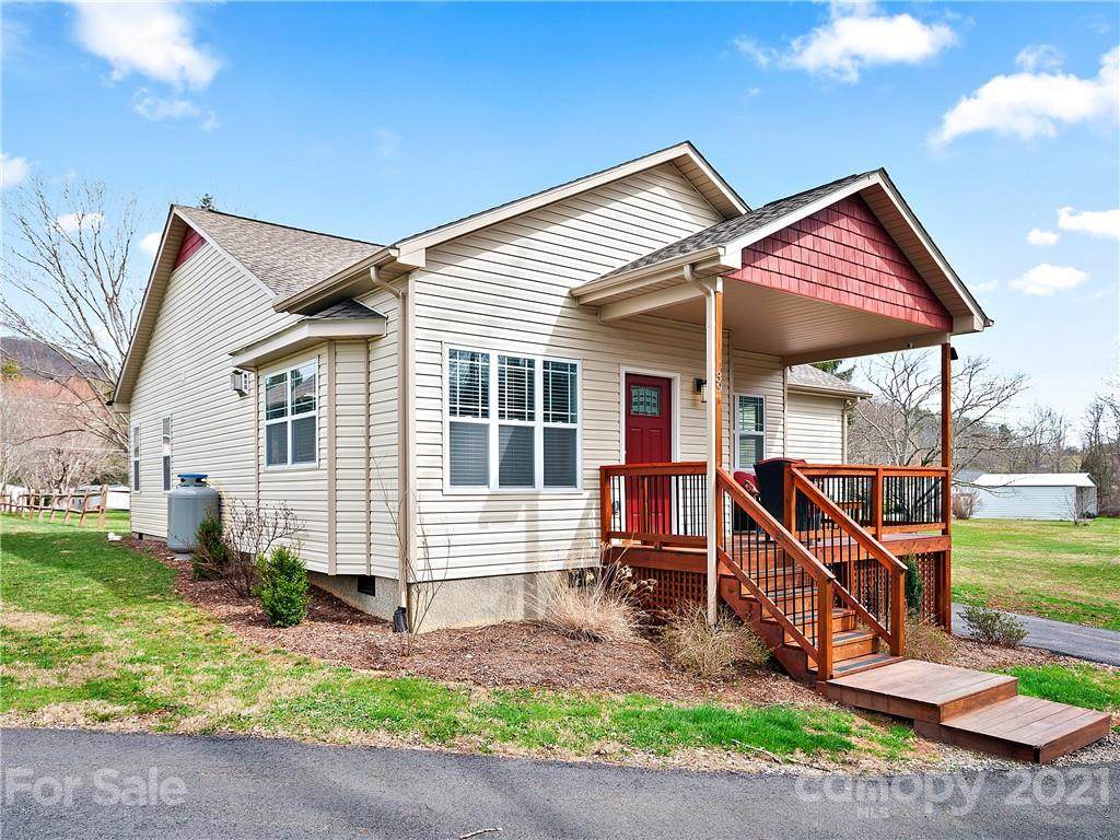 39 Autumn Breeze Drive - Photo 1