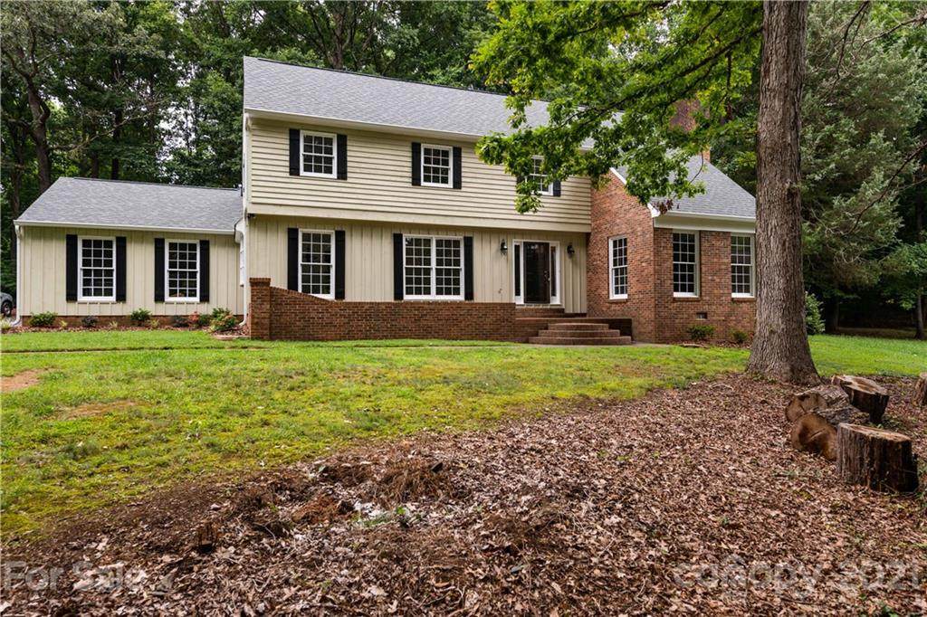5500 Beaver Dam Lane - Photo 1