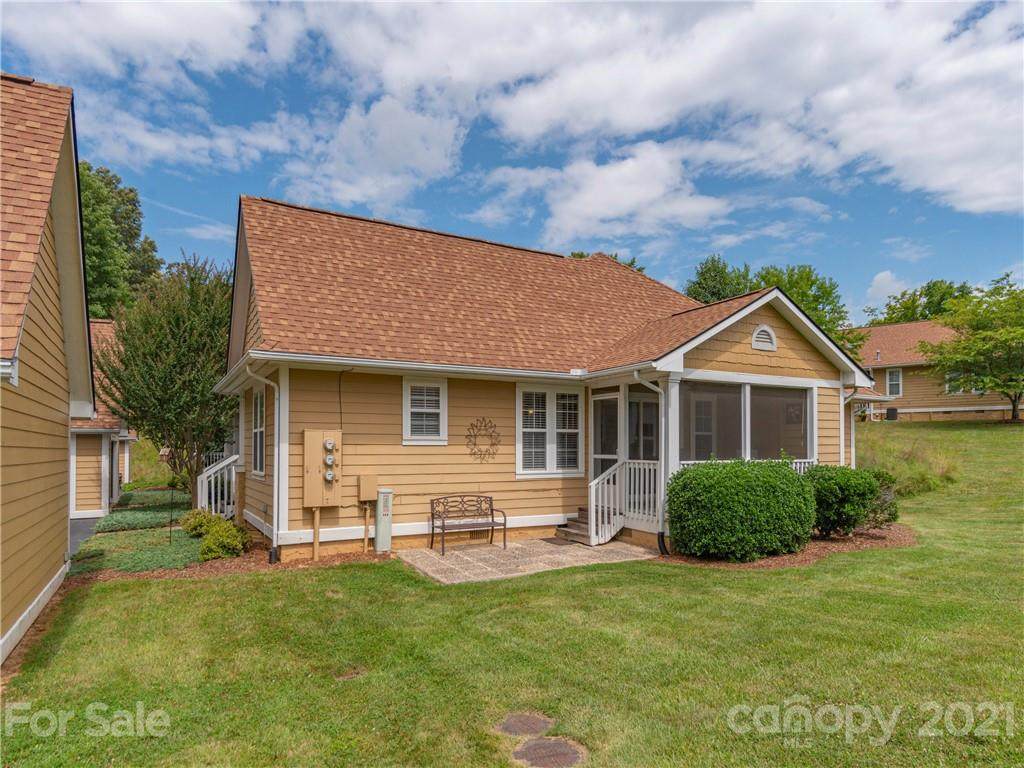 203 Rough Point Court - Photo 1