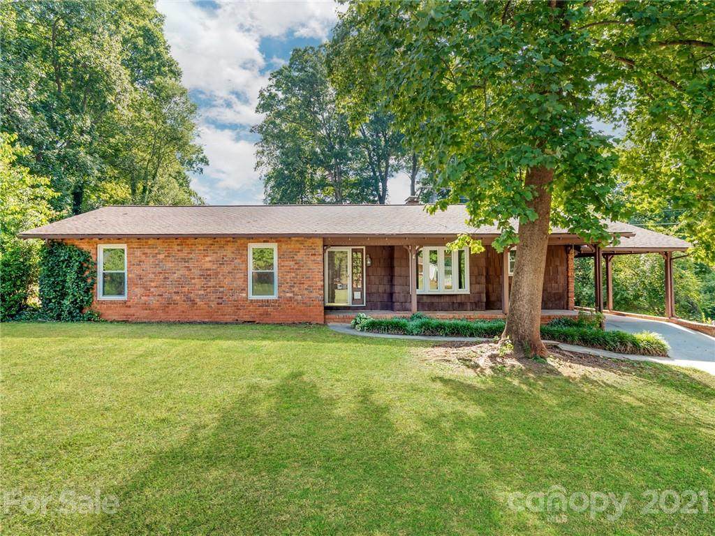 129 Dallas Lane - Photo 1