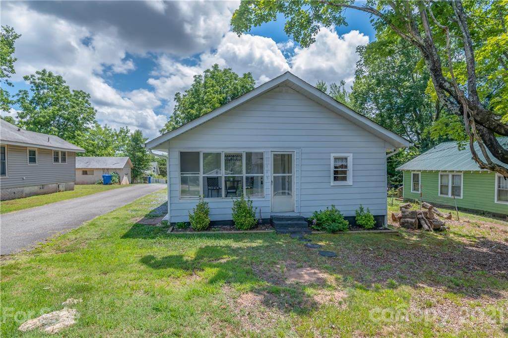 149 Wisconsin Street - Photo 1