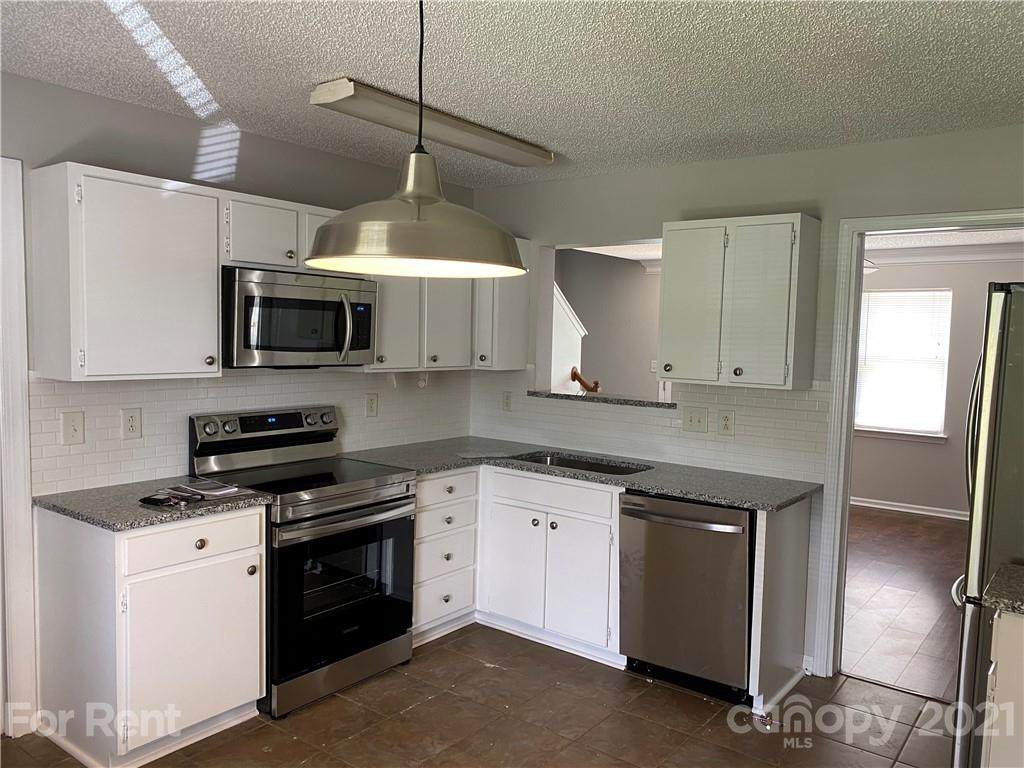 1025 Crestdale Crossing Drive - Photo 1