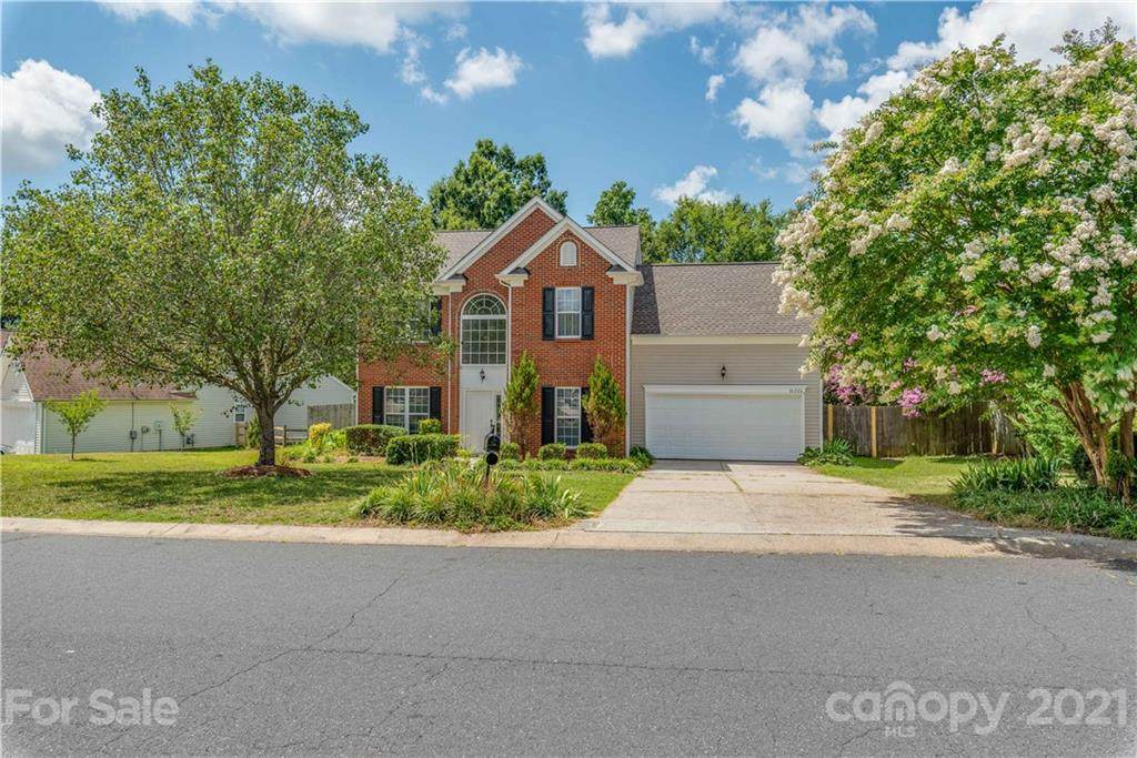 16226 Greybriar Forest Lane - Photo 1